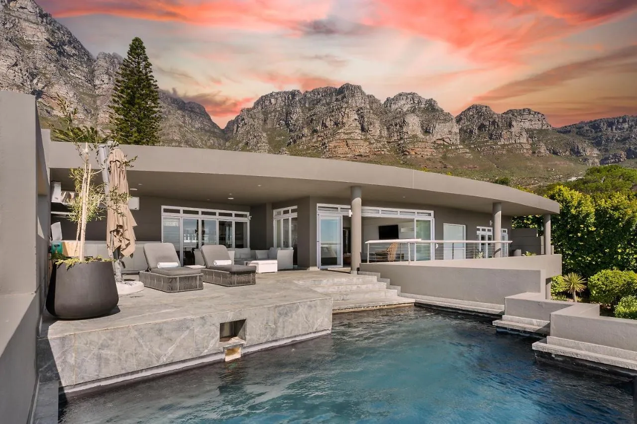 Villa Ravensteyn - Camps Bay Luxury Villa ケープタウン