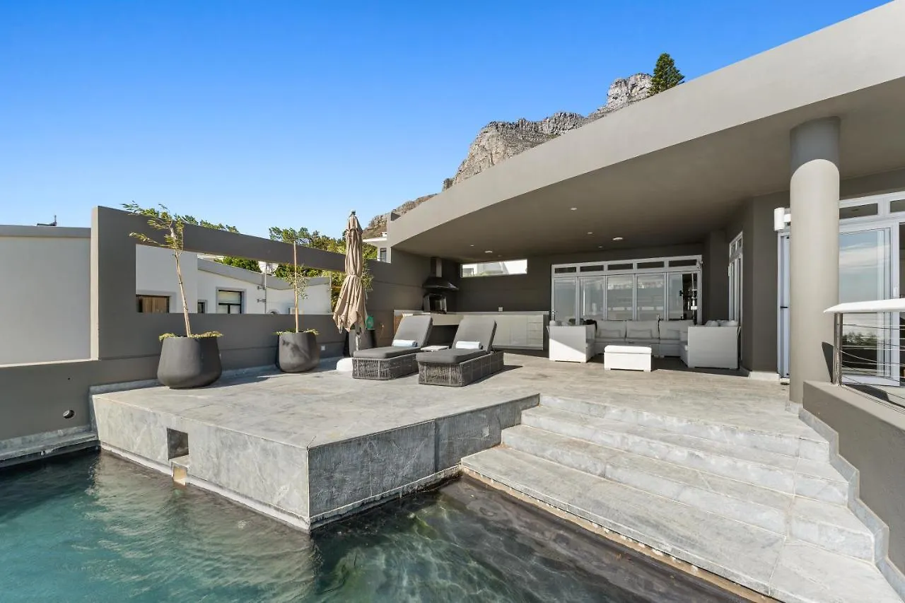 Villa Ravensteyn - Camps Bay Luxury Villa Cape Town South Africa